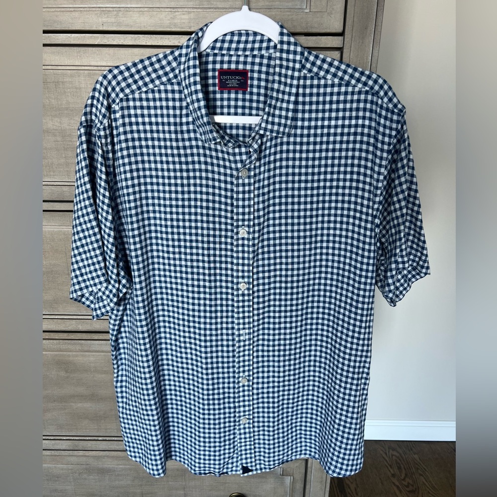 UNTUCKit Men’s XL short sleeve button down